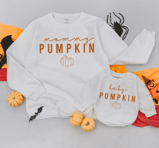 Family Matching Pumpkin Shirts: Retro Thanksgiving & Halloween Outfits