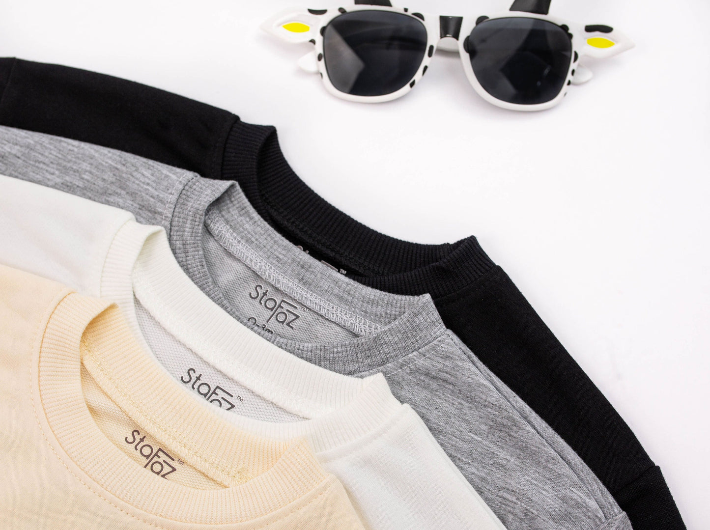 Auntie's Little Bestie Baby Romper - Sweet Niece Nephew Gift, Pregnancy Reveal Bodysuit for Baby Girl, Soon to Be Aunt Outfit, Cute Infant Clothing