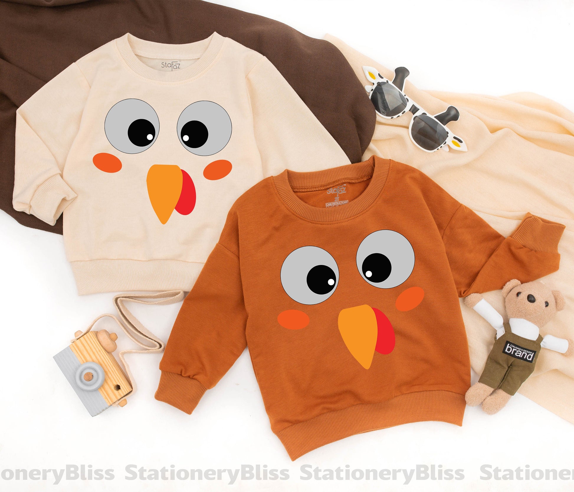 Adorable Thanksgiving Baby Sweatshirt with Cute Turkey and Pumpkin Design for First Fall Celebration Gender Neutral Infant Toddler Kid Baby Shower Gift