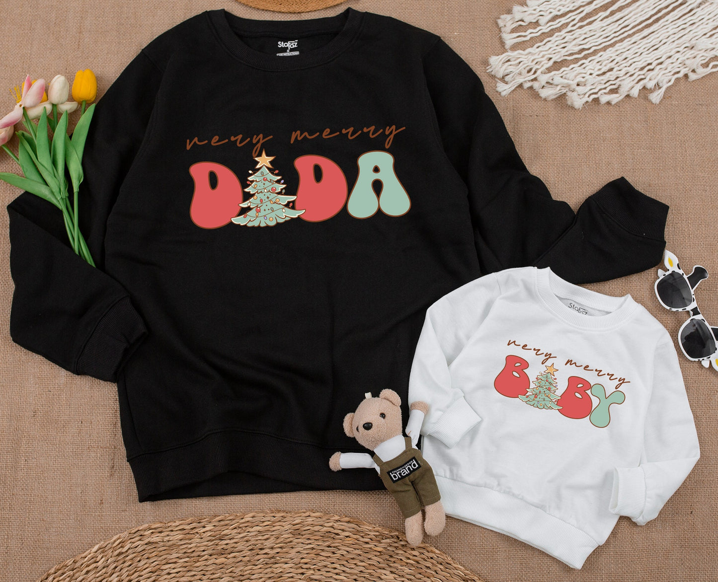 Very Merry Mama and Baby Matching Christmas Sweatshirts, Retro Holiday Family Outfits, Cute Winter Shirts,Red Green Lettering,Vintage Style Sweatshirt Gift
