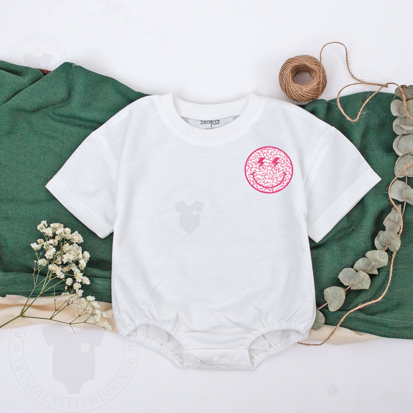 Matching Mom Daughter Smiley Face Retro Boho T-Shirts Mama Mini "In My Mom's Girl Era" Toddler Tee Soft Cotton Birthday Gift