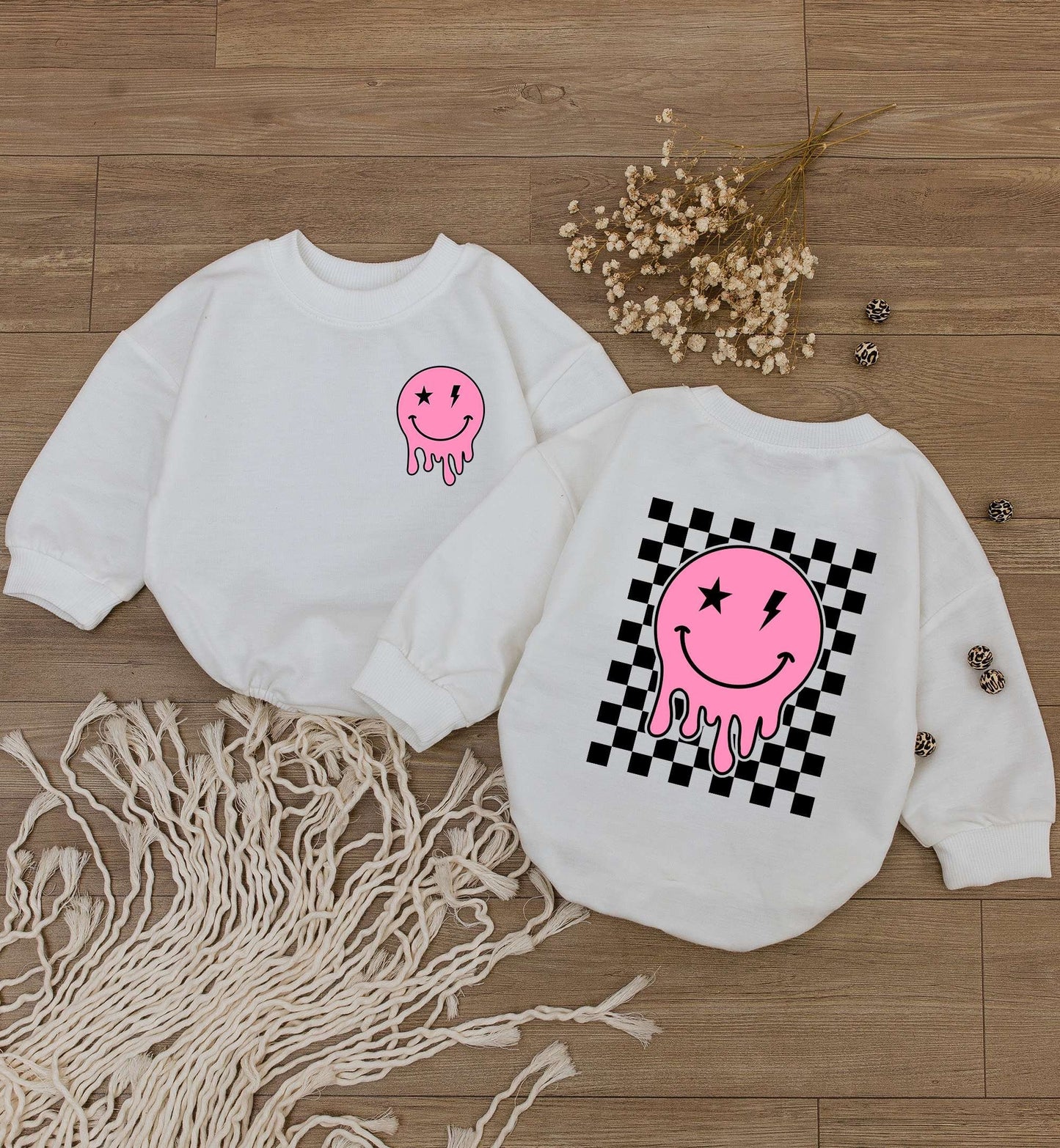 Smiley Face Girl Baby Romper Retro Checkered Sweatshirt Cute Kid Outfit Baby Shower Gift Newborn Clothes