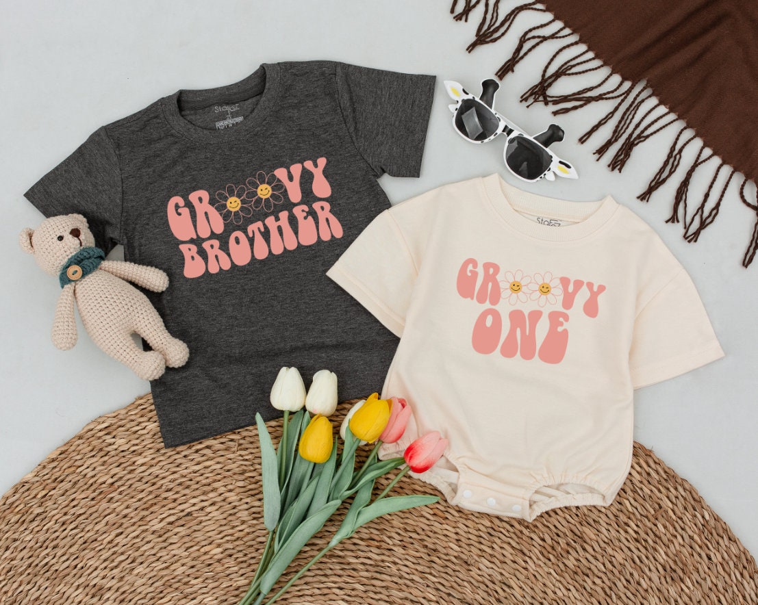 Groovy One Family Birthday Shirts Retro Pink Daisy Design Mommy and Me 1st 2nd Birthday Tees