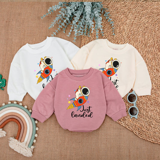 Just Landed Spaceship Baby Bodysuit Astronaut Romper Newborn Shower Gift Soft Cotton Bubble Design Infant Outfit for Girls Boys