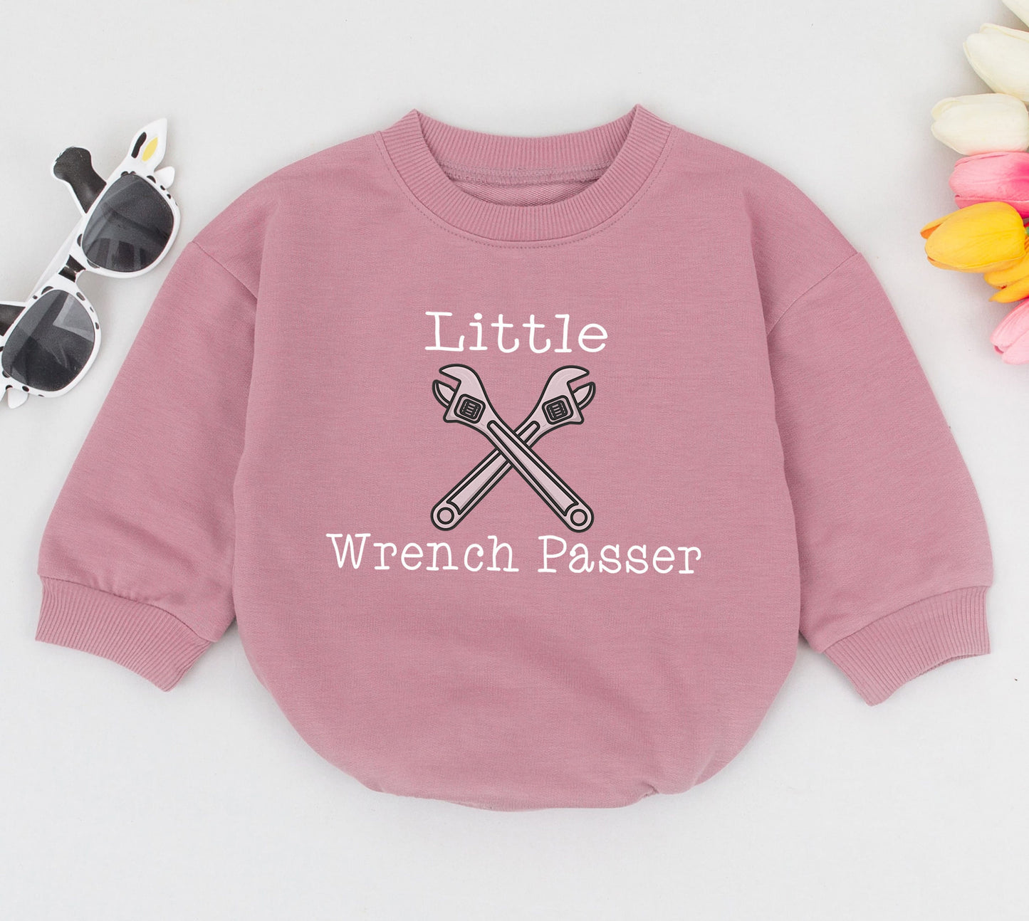 Little Wrench Passer Baby Romper, Mechanic Boy Outfit with Crossed Wrenches, Daddy's Little Helper Bodysuit, Newborn Car Lover Gift
