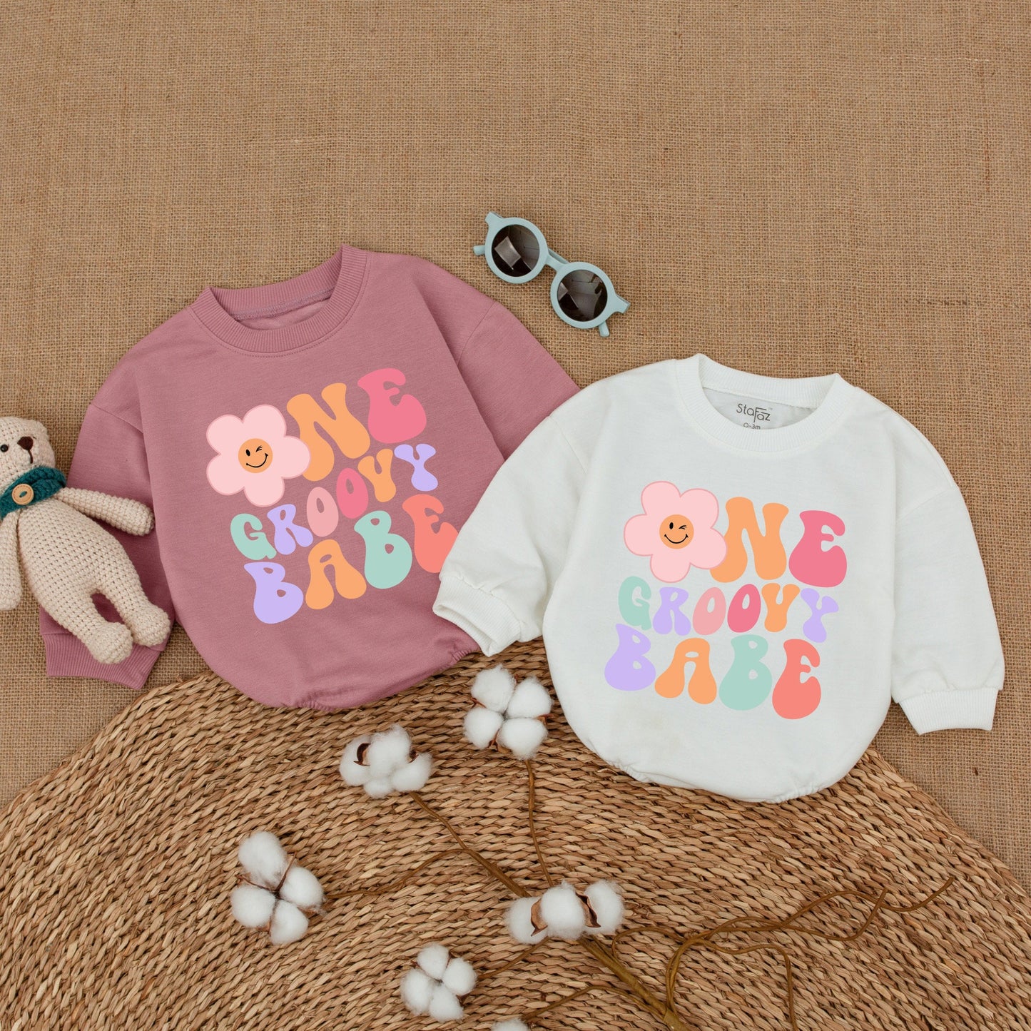 Personalized Groovy Babe 1st Birthday Romper Baby Girl Retro Pastel Flower Smash Cake Bodysuit Custom Name Vintage Style Baby Shower Gift