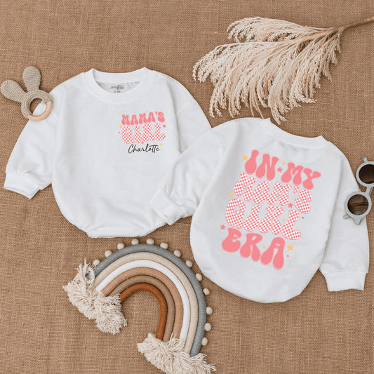 Custom Retro Pink Mama's Girl Romper In My Mom's Girl Era Baby Bodysuit with Checkered Design Yellow Stars Personalized Name 1st Mothers Day Newborn Gift