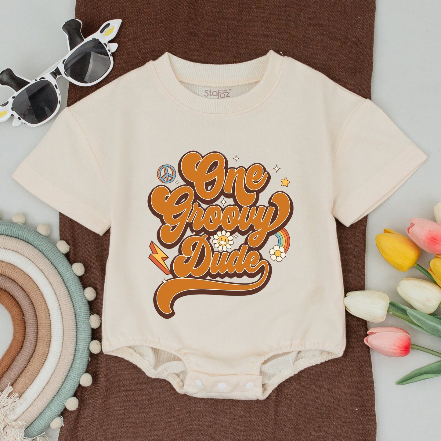 One Groovy Birthday Shirt 70s Retro Mommy and Me Outfits First Birthday Bodysuit with Peace Signs Rainbows and Daisy Flowers