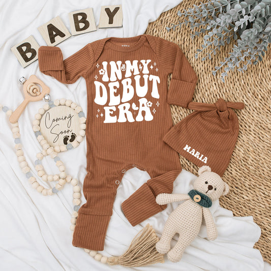 Personalized Baby 'In My Debut Era' Retro Bodysuit & Hat Set Newborn Announcement Pregnancy Reveal Going Home Outfit Cute Floral Gift