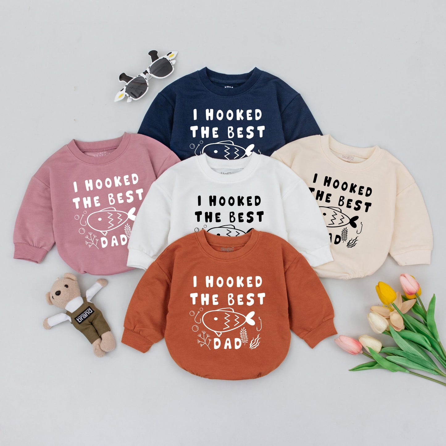 I Hooked The Best Dad Baby Romper Fishing Newborn Outfit Adorable Cartoon Fish Design Bubble Seaweed Print White Soft Cotton Bodysuit Shower Gift