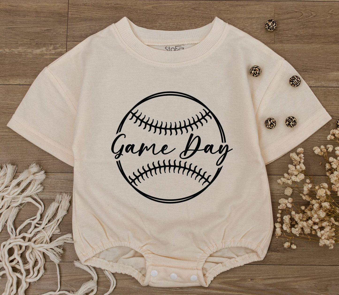 Adorable Retro Baseball Game Day Romper Bubble Romper for Baby Boy Girl Short Sleeve Summer Infant Bodysuit Outfit Baby Shower Gift Idea