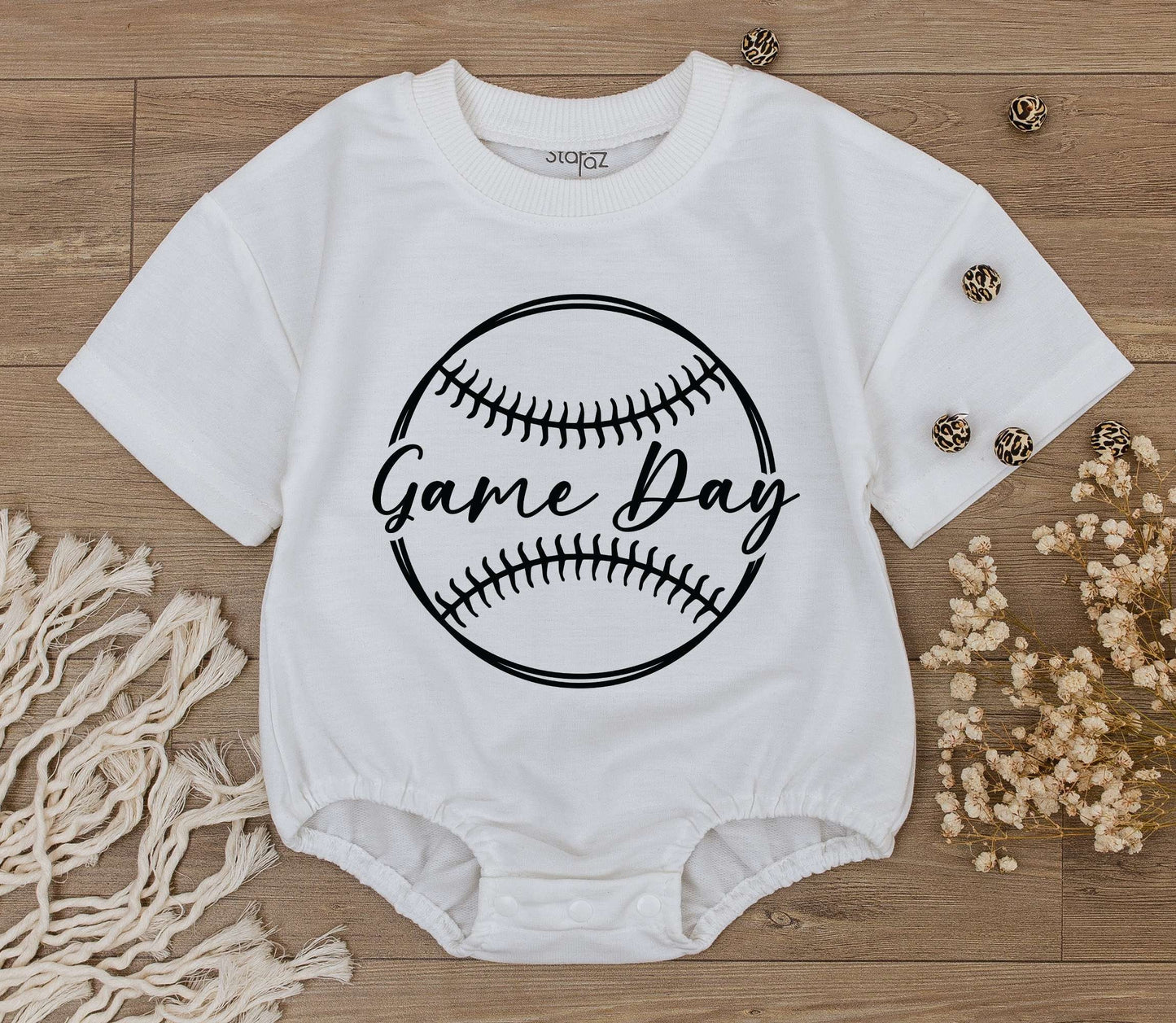 Adorable Retro Baseball Game Day Romper Bubble Romper for Baby Boy Girl Short Sleeve Summer Infant Bodysuit Outfit Baby Shower Gift Idea