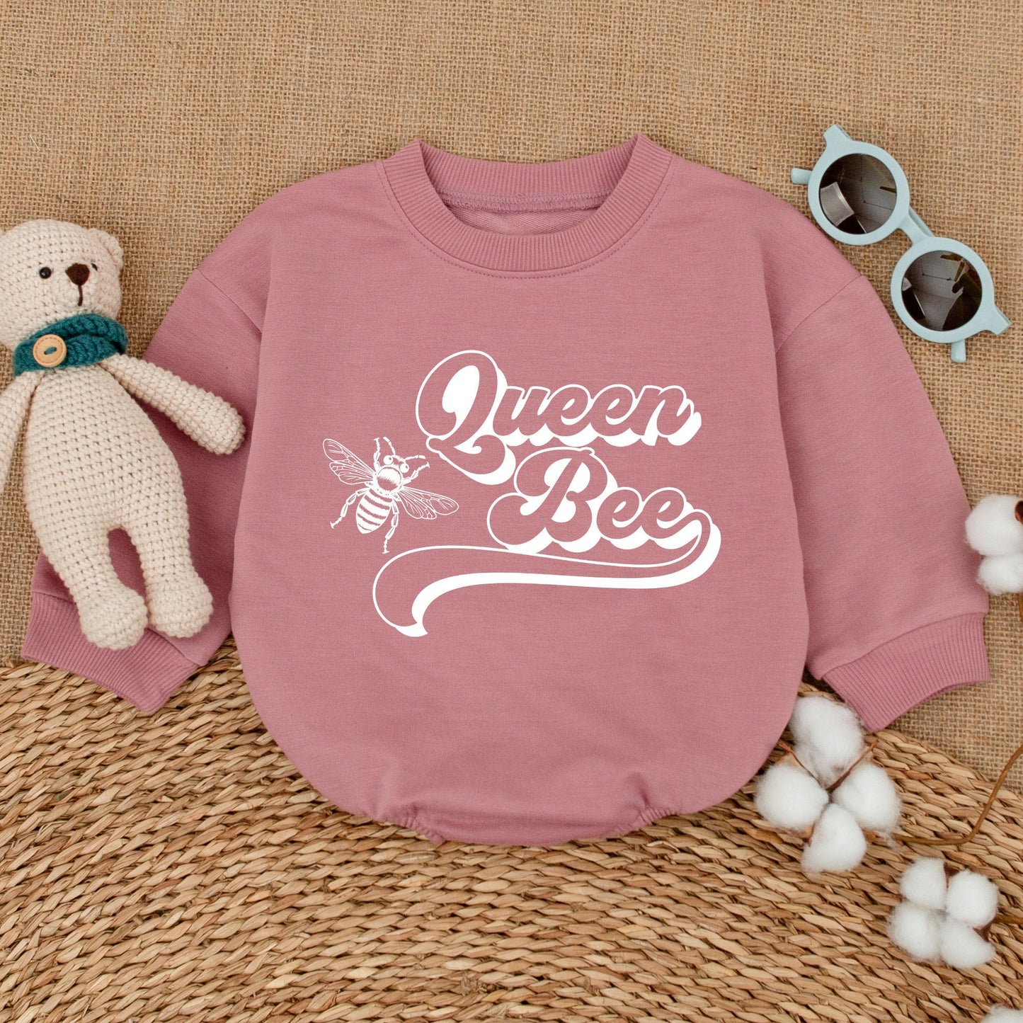 Matching Family Queen Bee Birthday Baby Romper Retro 70s Style Bubble Bodysuit First Bee Day Smash Cake Outfit Newborn Girl Gift