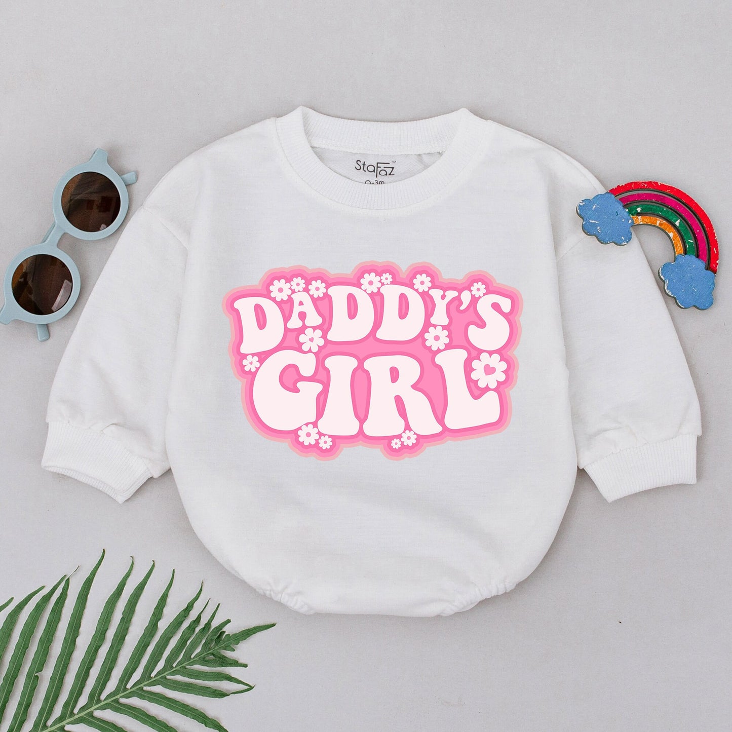 Daddy's Girl Romper Pink Floral Baby Outfit Retro Bubble Letter Design Soft Vintage Girl Clothes Newborn Baby Shower Gift Idea