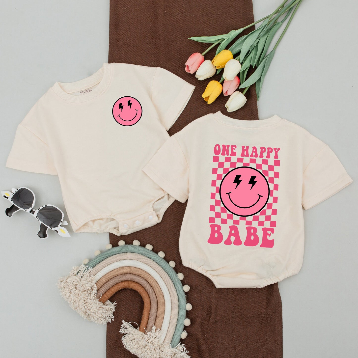 Pink Smiley Face One Happy Babe 1st Birthday Shirts Matching Family Outfits Retro Checkered Mommy and Me Baby Bodysuits Toddler Tees