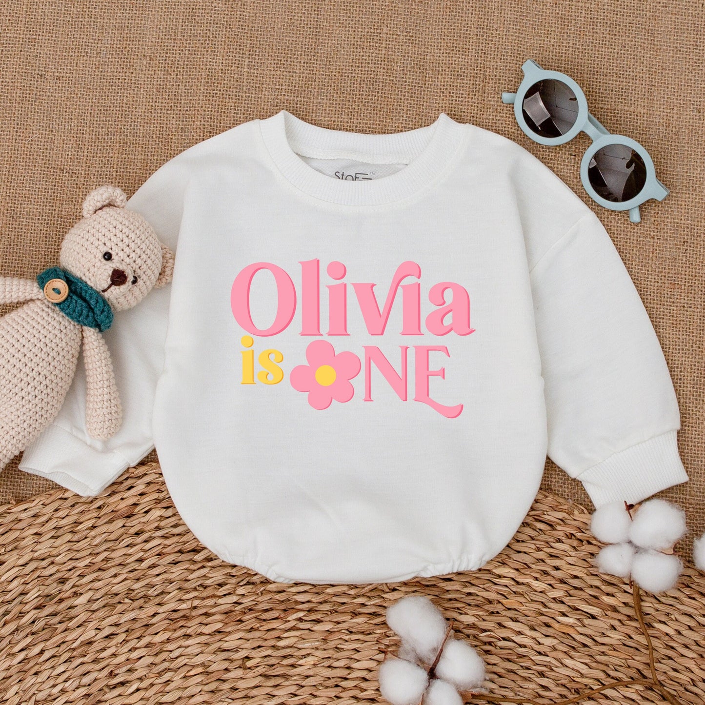 Personalized One Groovy Girl Daisy 1st Birthday Romper Retro Baby Bodysuit Smash Cake Outfit Celebration Gift for Infants
