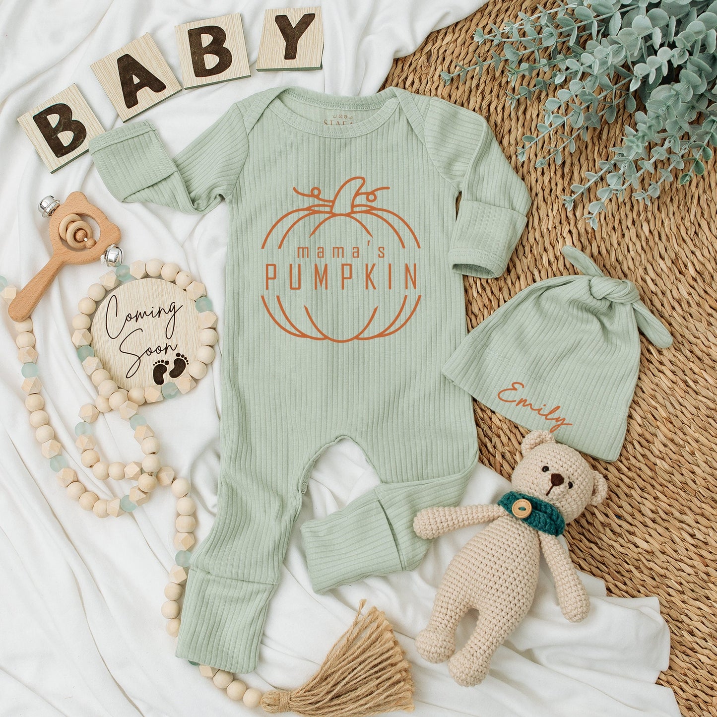 Mama's Pumpkin Baby Bodysuit and Hat Set Newborn Fall Long Sleeve Outfit Clean Minimalist Pumpkin Graphic Baby Shower Gift Announcement