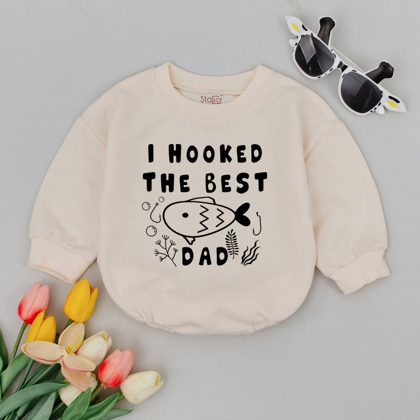 I Hooked The Best Dad Baby Romper Fishing Newborn Outfit Adorable Cartoon Fish Design Bubble Seaweed Print White Soft Cotton Bodysuit Shower Gift