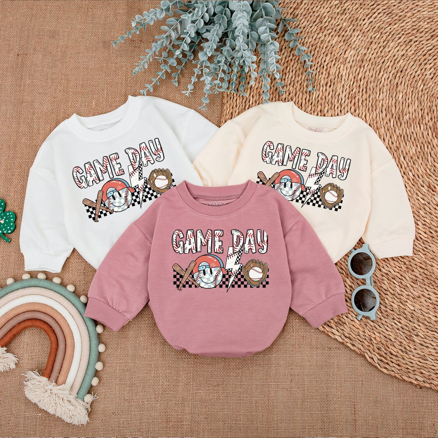 Game Day Baseball Baby Bubble Romper, Newborn Infant Bodysuit Outfit with Stitched GAME DAY Text & Vintage Style Graphics.