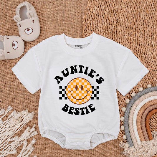 Auntie's Bestie Retro Smiley Face Checkerboard Bodysuit for Baby Girl Boy, Soft Cotton Infant Outfit Adorable Baby Shower Gift Idea New Aunt