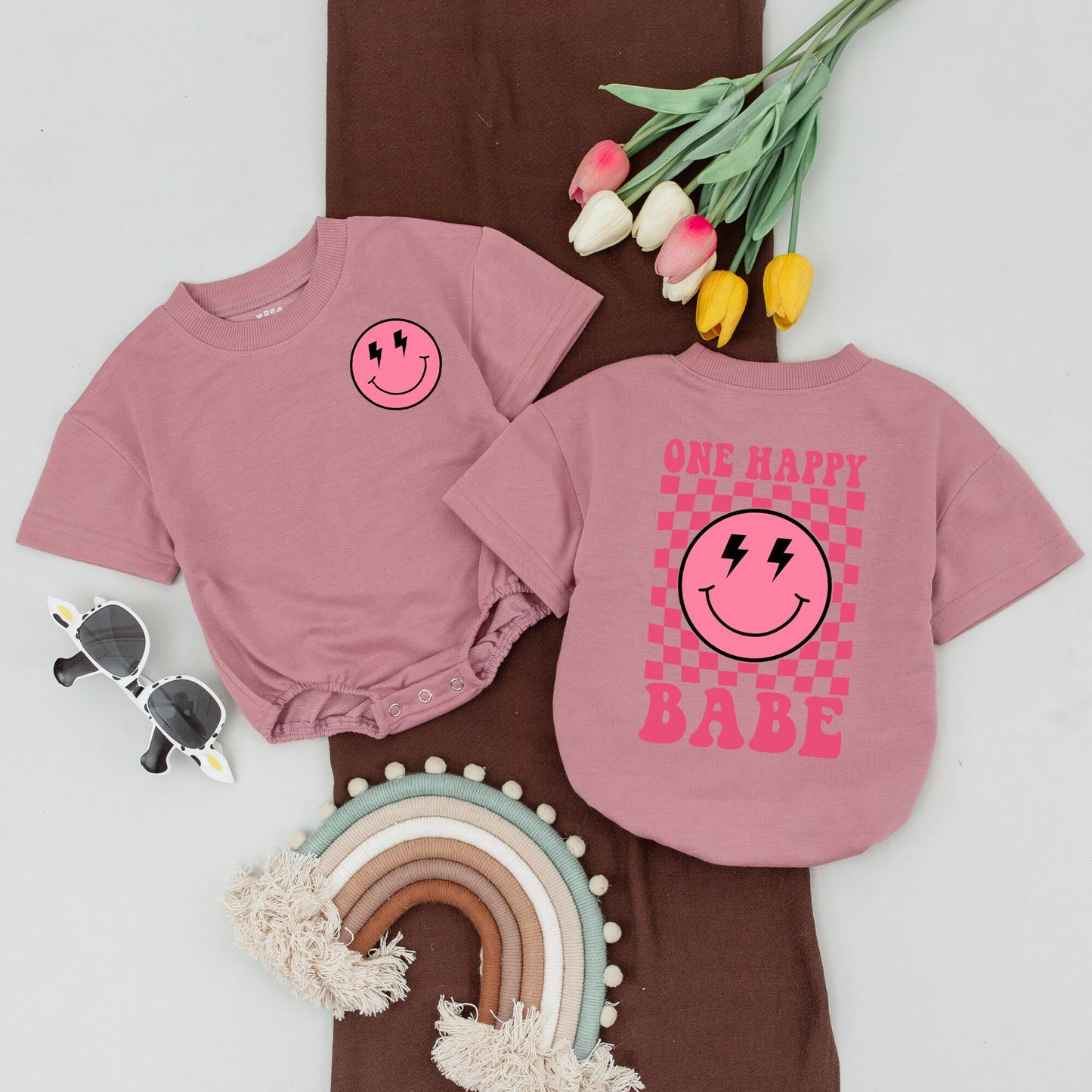 Pink Smiley Face One Happy Babe 1st Birthday Shirts Matching Family Outfits Retro Checkered Mommy and Me Baby Bodysuits Toddler Tees