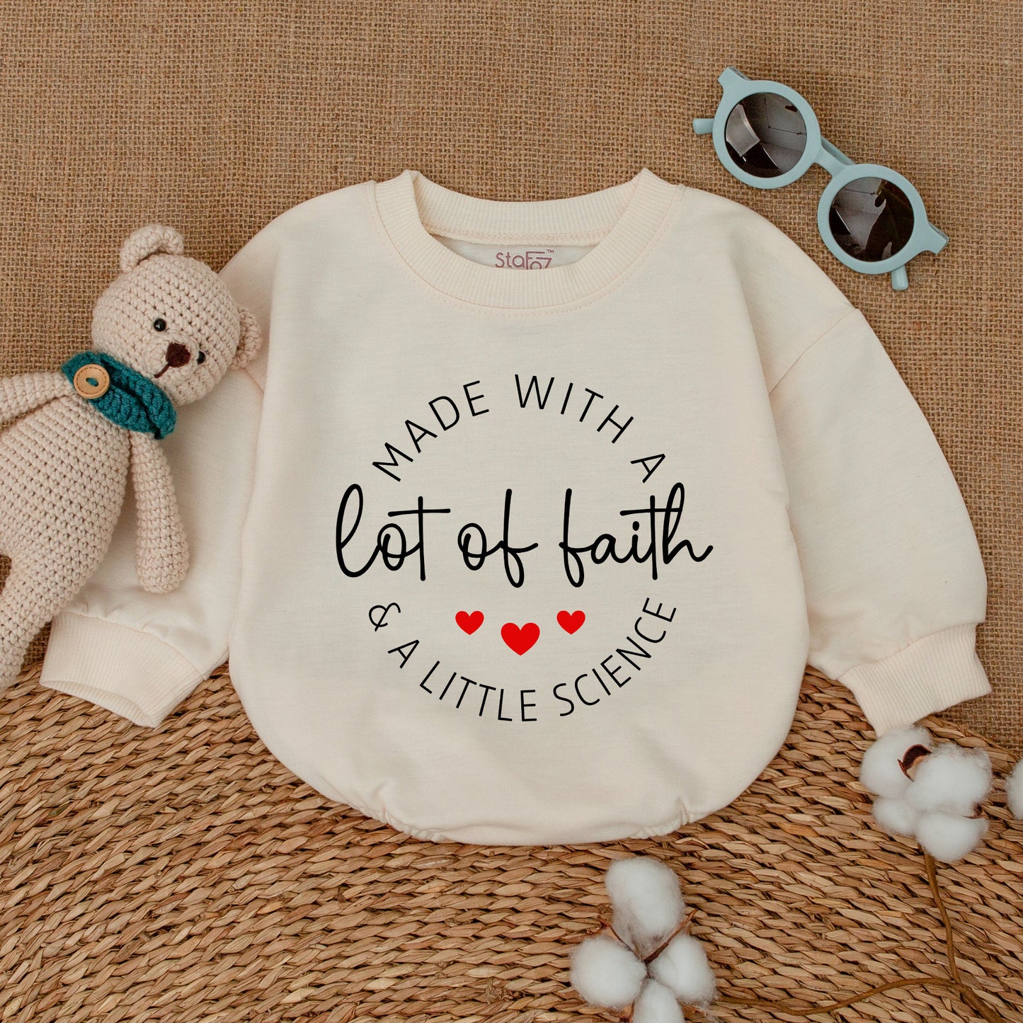Made With A Lot Of Faith & A Little Science IVF Baby Romper Bodysuit Newborn Clothes Pregnancy Announcement Gift Modern Design Red Hearts