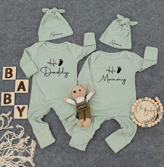 Unisex Twin Outfits, Custom Name Twin Baby Sets, Hi Daddy/Mommy Newborn Twin Outfits, Gift for Baby Twins