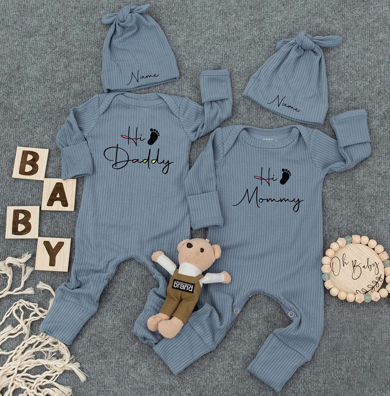 Unisex Twin Outfits, Custom Name Twin Baby Sets, Hi Daddy/Mommy Newborn Twin Outfits, Gift for Baby Twins