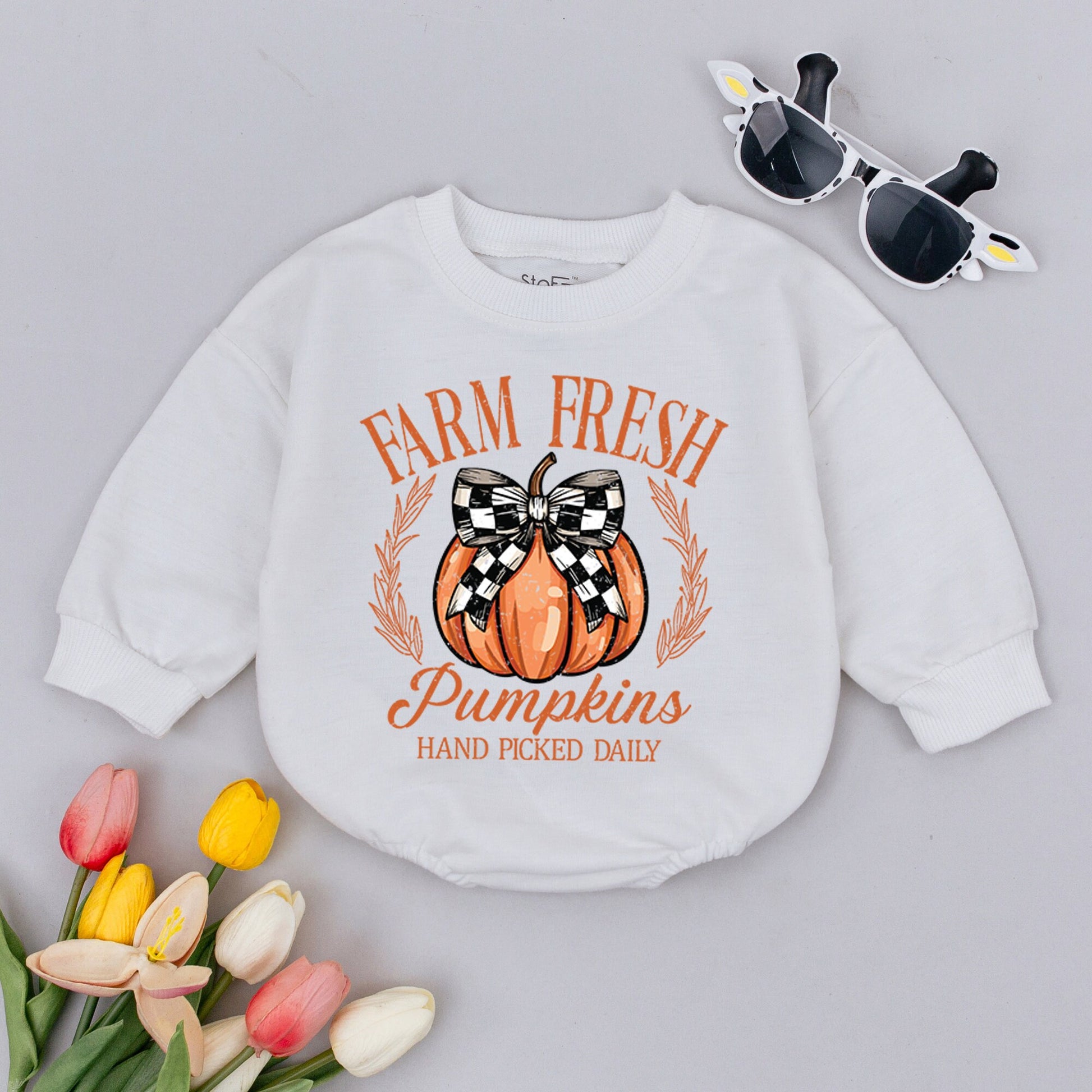 Retro Pumpkin Baby Romper - Cute Fall Thanksgiving Bodysuit Gift