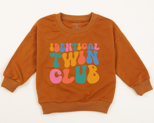 Groovy Identical Twin Club Sweatshirt, Retro Best Friends Toddler Outfit, Fun Matching Besties Sweatsuit, Playful Baby Girls Boys Clothes Gift 136