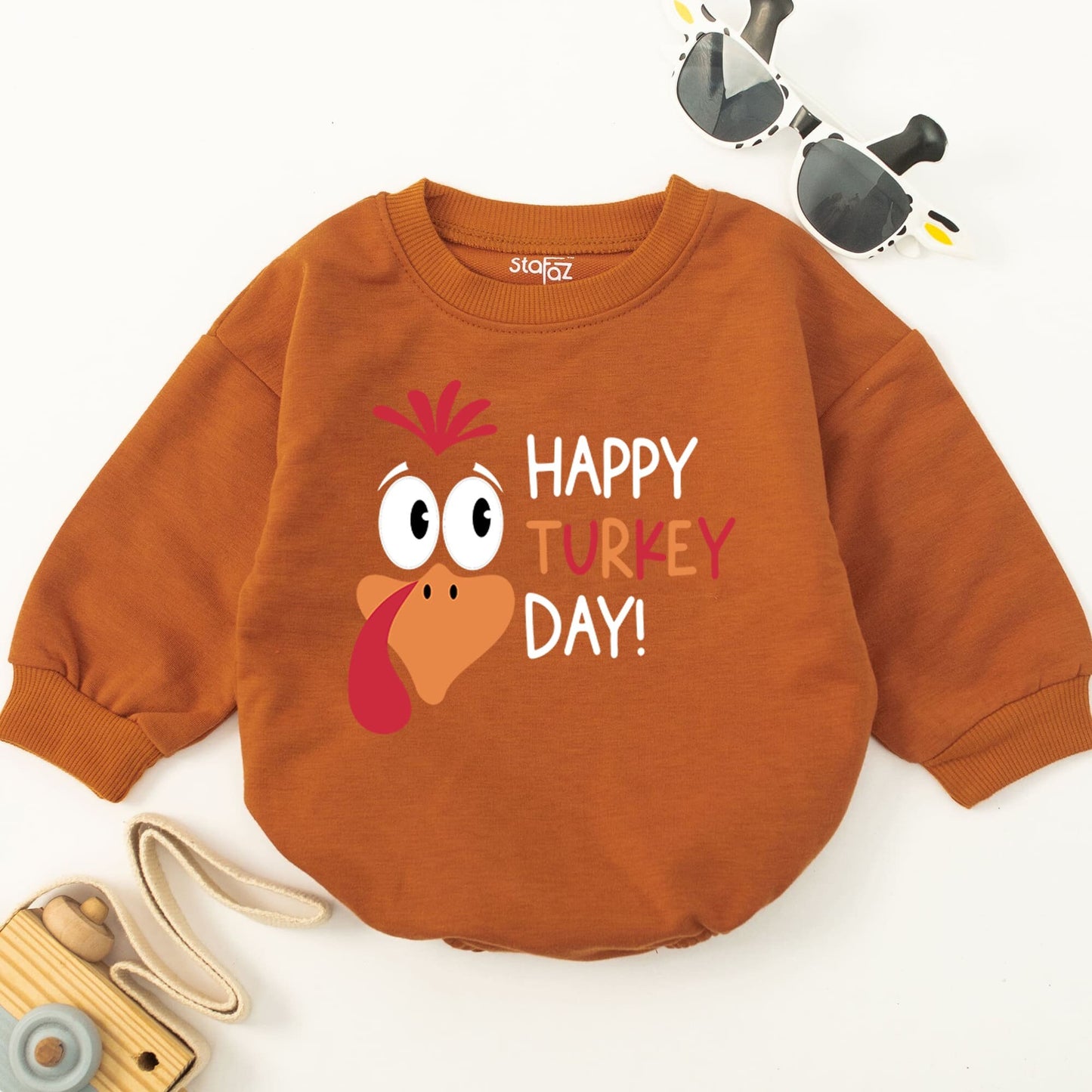 Happy Turkey Day Baby Romper Cute Cartoon Turkey Face & "Happy Turkey Day!" Text for First Thanksgiving Outfit