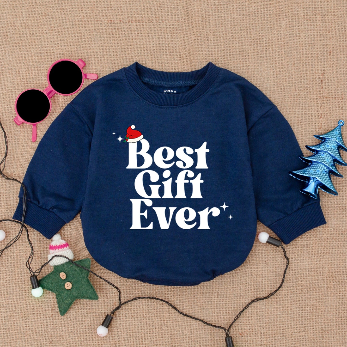 Cozy Christmas Bodysuit: Retro Santa Baby Romper Gift Outfit