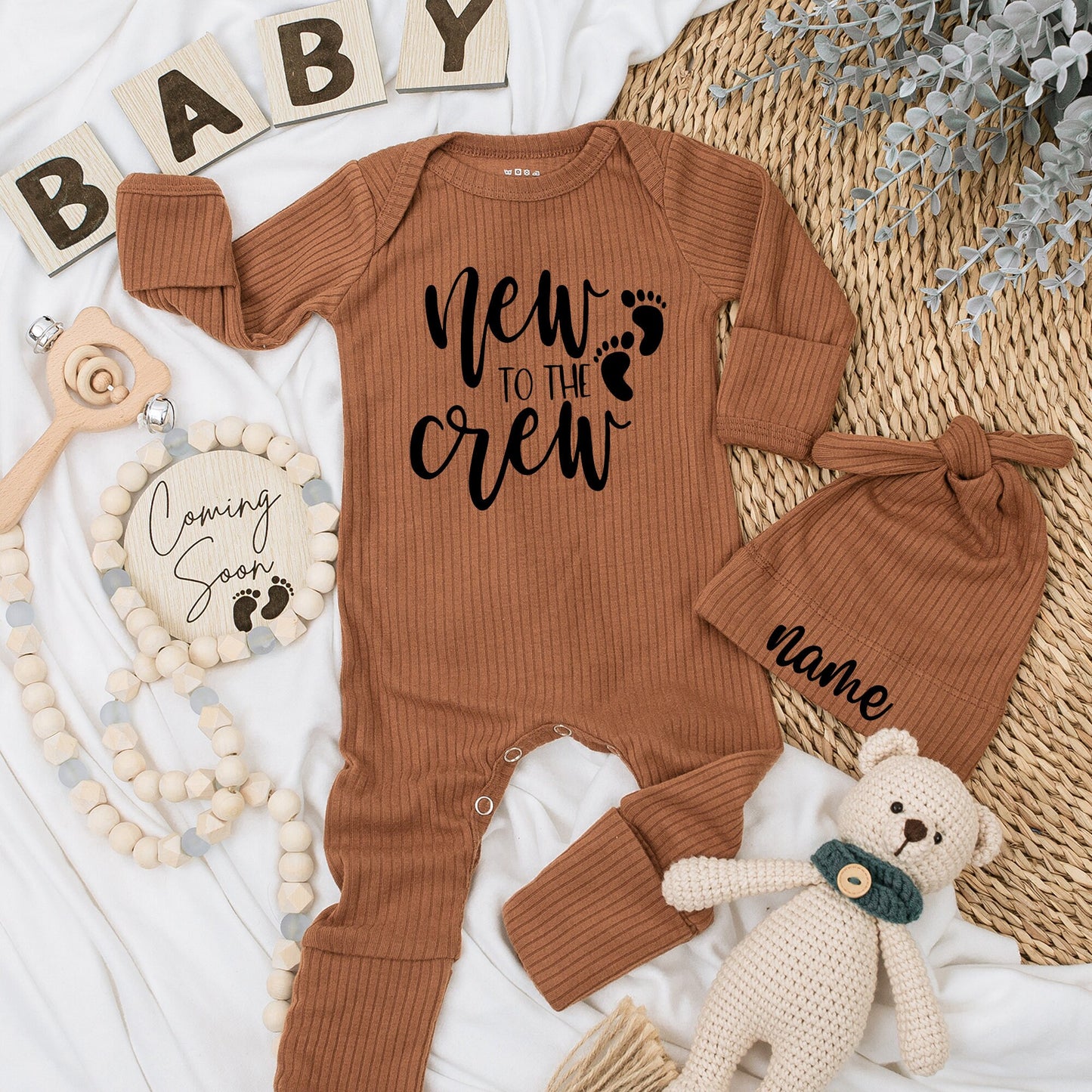 Personalized New to the Crew Baby Bodysuit Set & Hat, Black Footprints, Custom Name, Baby Shower Gift, Newborn Outfit