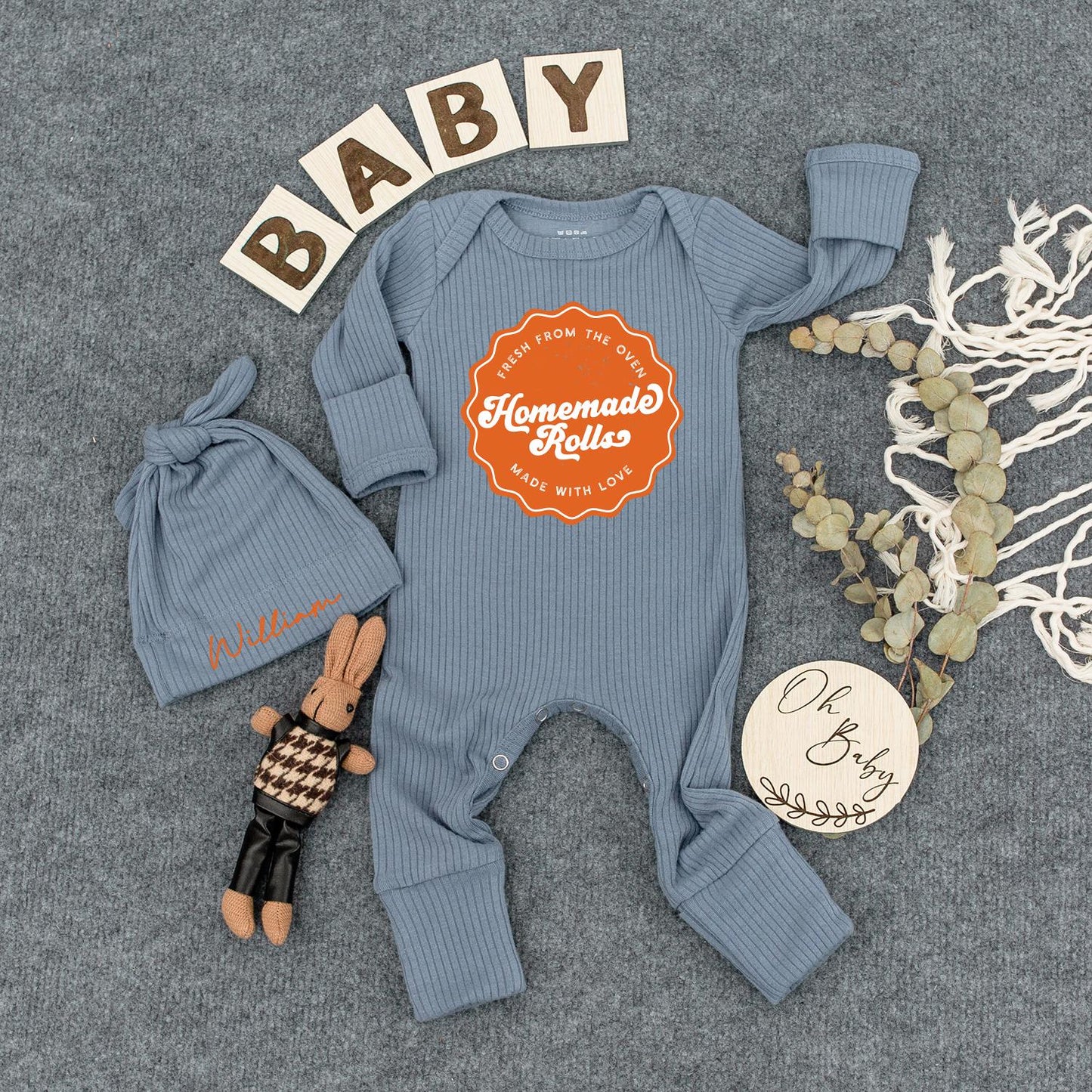 Homemade Rolls Retro Baby Bodysuit Hat Set Fresh from Oven Made with Love Cute Newborn Coming Home Outfit Baby Shower Gift