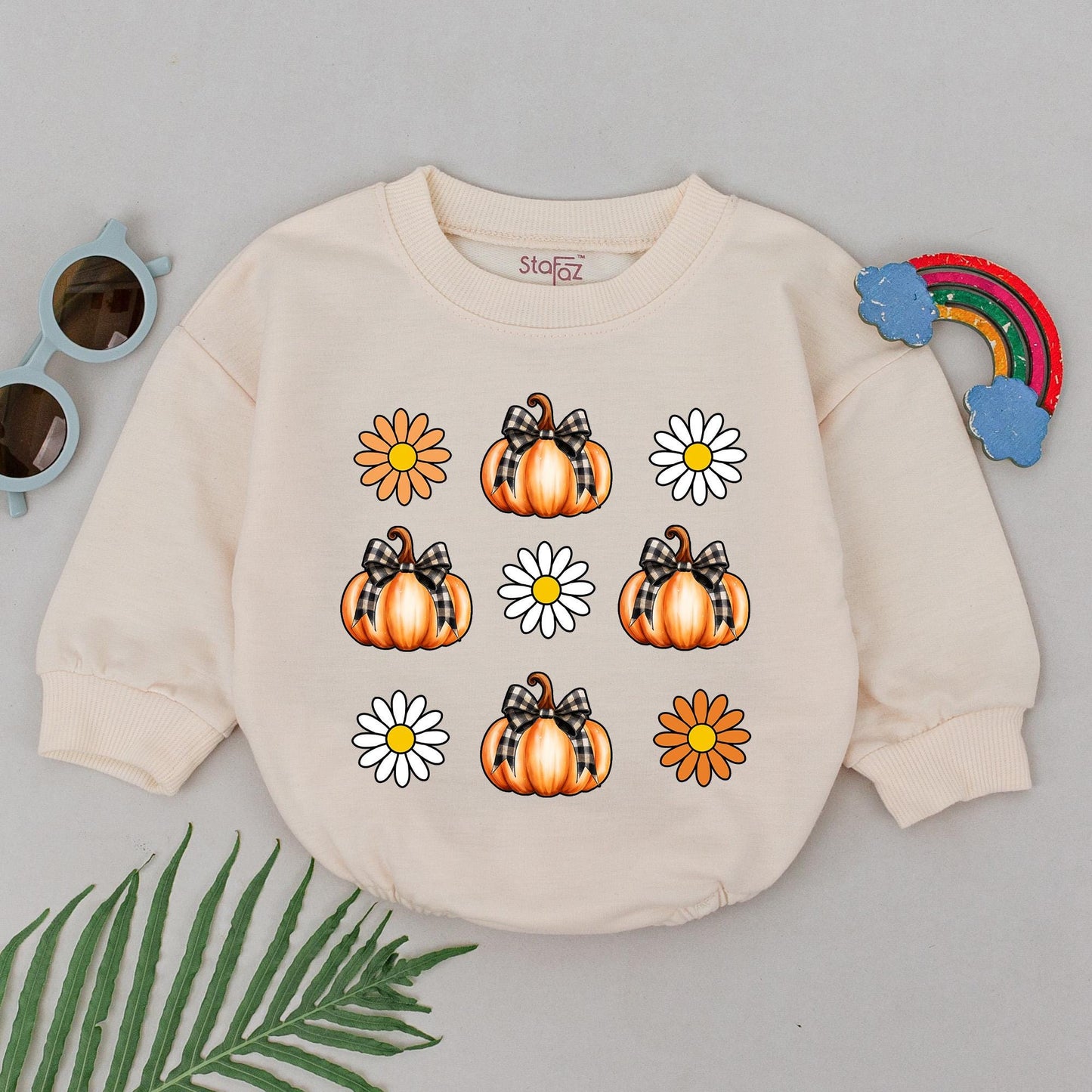 Personalized Retro Pumpkin Romper for Fall: Baby’s First Thanksgiving