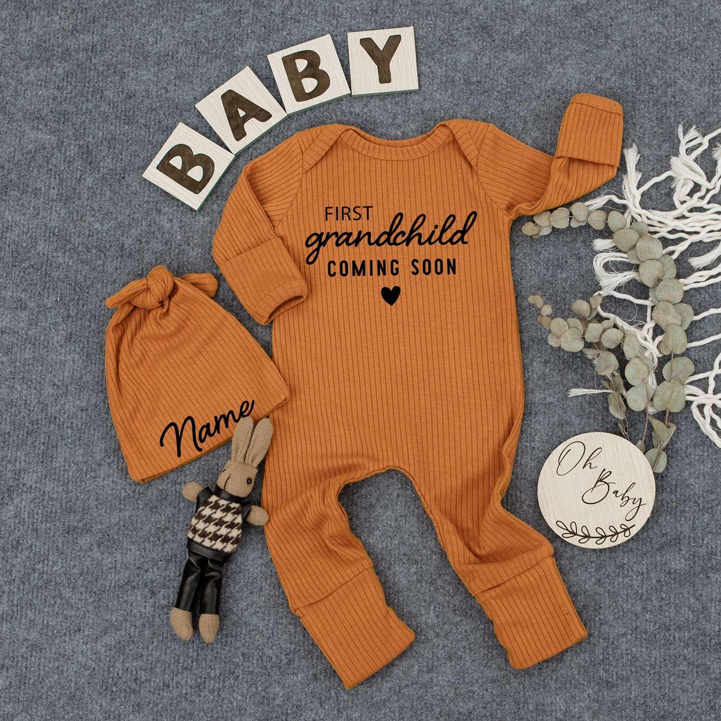 Custom First Great Grandchild Coming Soon Bodysuit & Hat Set Pregnancy Announcement Simple Black Heart Baby Shower Gift Newborn Outfit