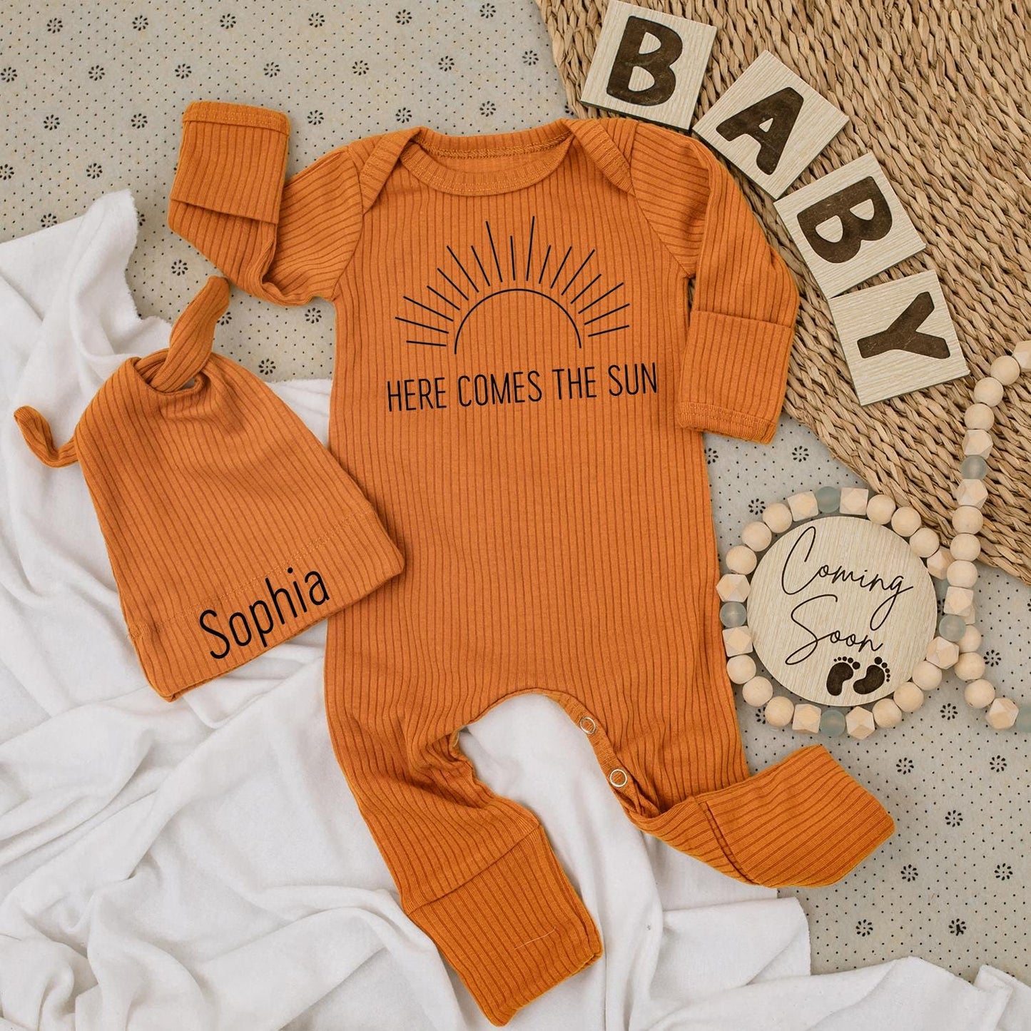 Here Comes The Sun Baby Bodysuit & Personalized Sophia Hat Set, Minimalist Newborn Outfit, Modern Baby Girl Clothes, Sunshine Announcement Gift (139 chars)