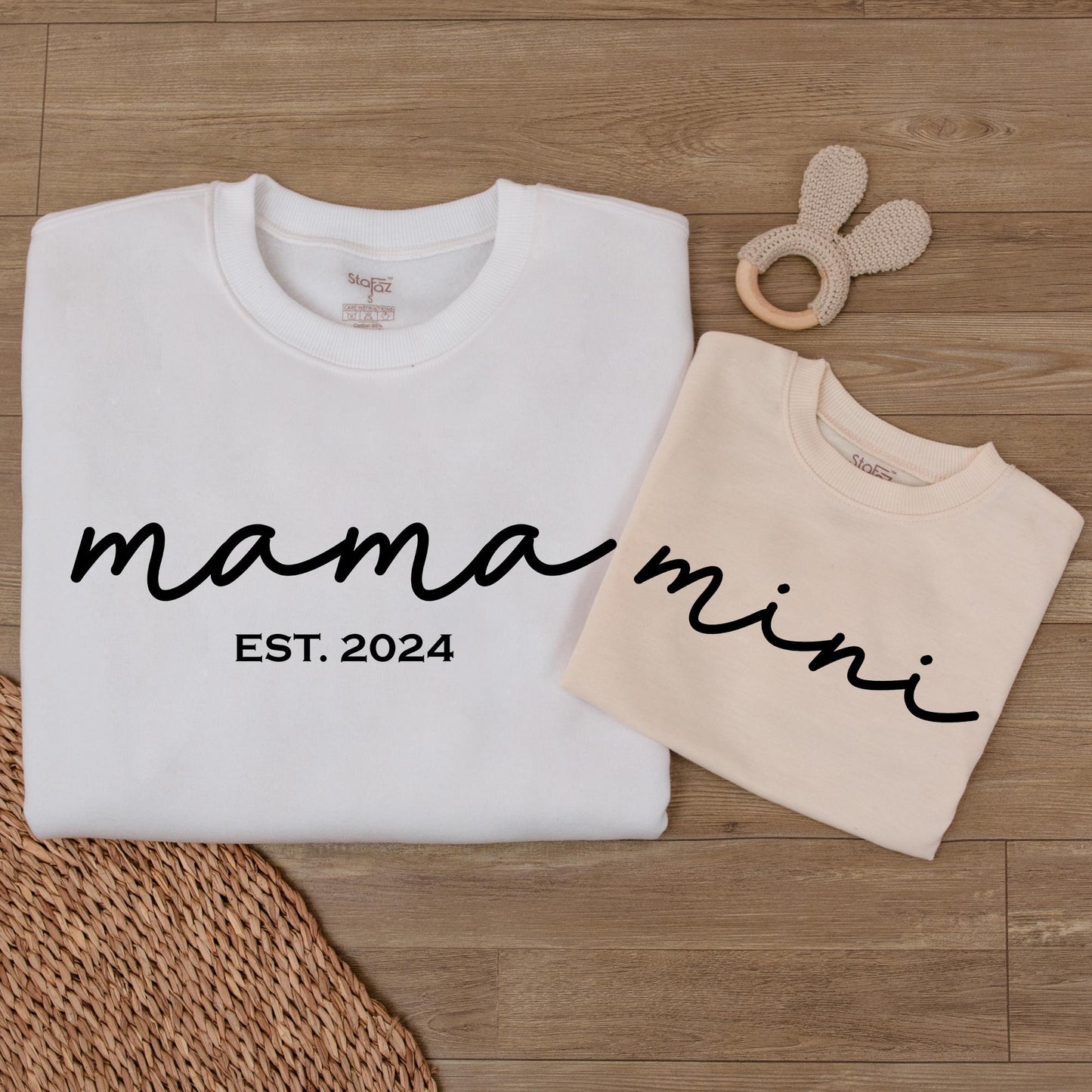 Matching Mommy & Me Christmas Sweaters – Personalized Family Outfits