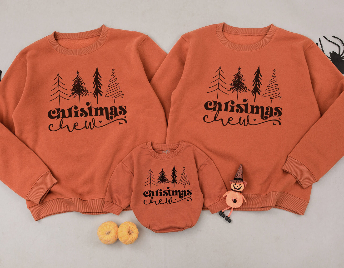 Matching Family Christmas Sweatshirts, Mama Bear and Cub Outfit, Merry Christmas 2024, Personalized Letter Sweatshirts, Cute Holiday Sweatshirts