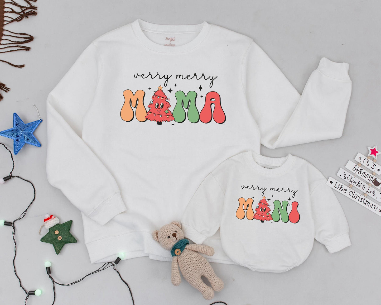 Festive Mom and Me Retro Christmas Sweaters - Matching Family Set
