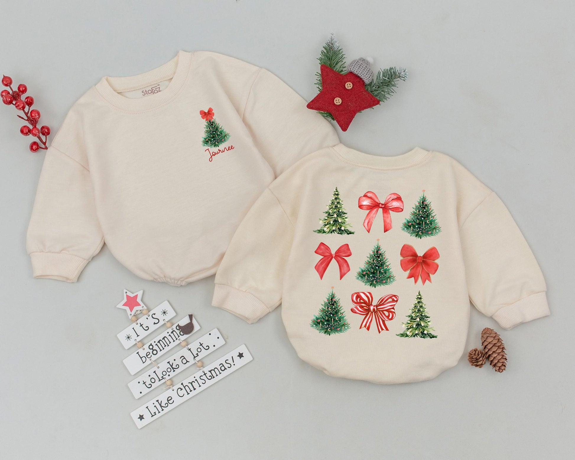 Sweet Custom Name Baby Romper First Christmas Outfit with Girly Bow Newborn Bodysuit Vintage Christmas Baby Shower Gift Infant Clothes Bubble