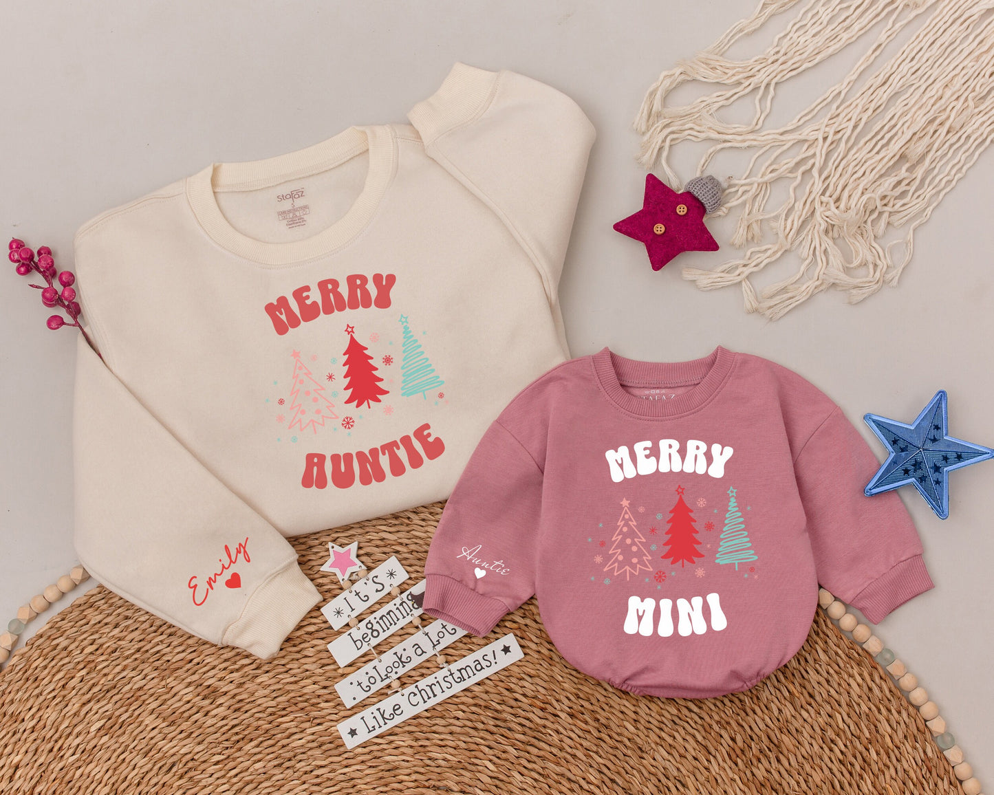 Matching Auntie & Me Christmas Sweater – Personalized Family Gift