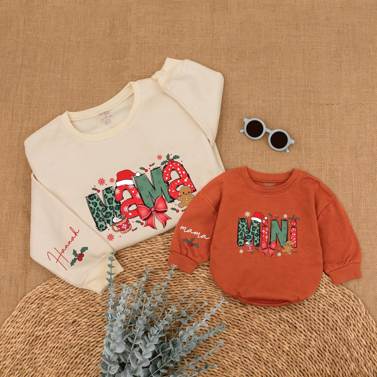 Matching Christmas Sweatshirts for Mom and Child – Festive Family Look