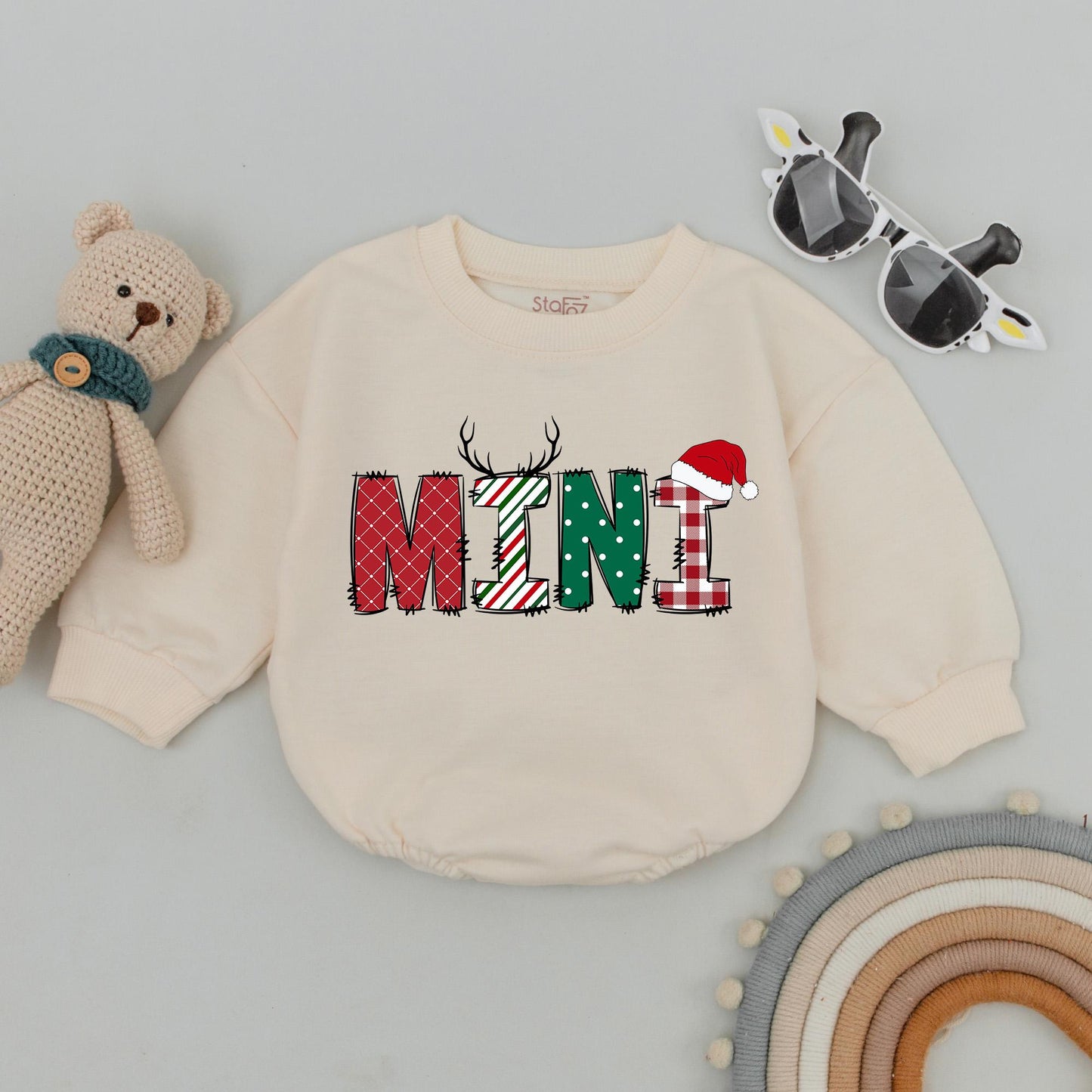 Personalized Christmas Family Matching Sweaters Rompers for Mama Dada Mini Festive Plaid Polka Dot Striped Antler Santa Hat Baby Outfits New Parents Gifts