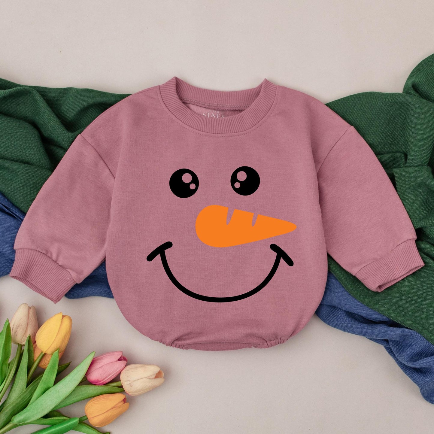 Cute Snowman Christmas Bubble Romper Newborn Baby Girls Boys First Holiday Outfit Retro Minimalist Design New Baby Shower Gift