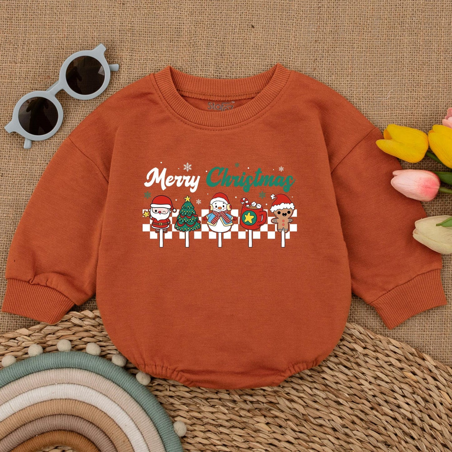 Vintage Christmas Baby Romper: Cute Holiday Bodysuit & Outfit