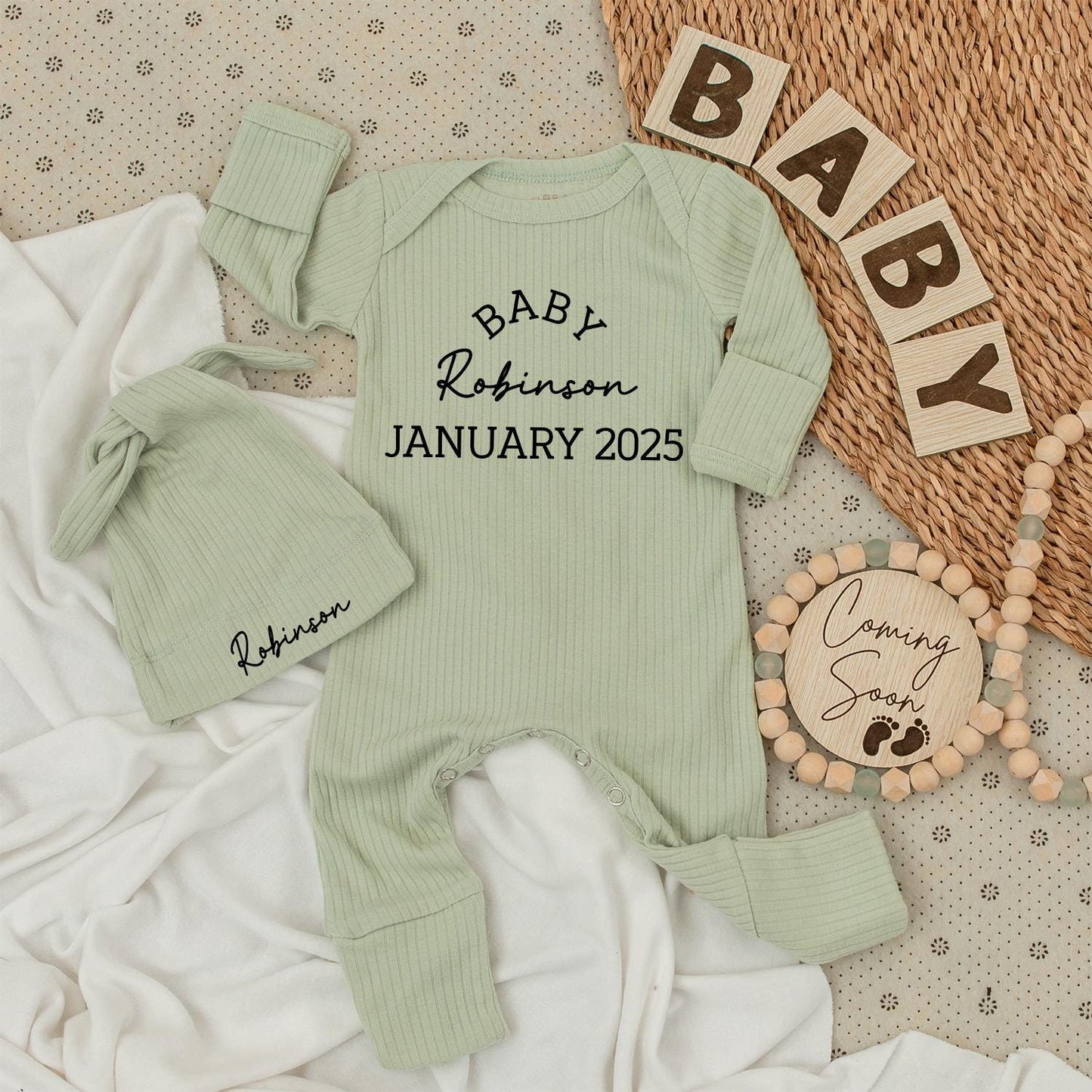 Pregnancy Announcement Baby Bodysuit and Hat Set Custom Reveal Outfit for Grandparents Family Surprise Newborn Gift