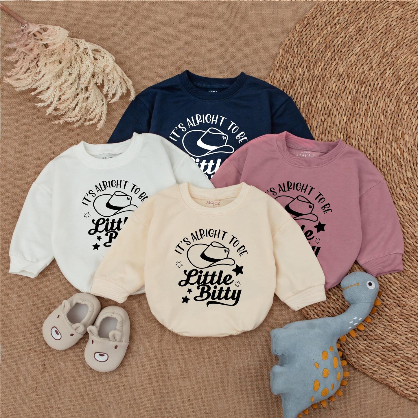 It's Alright To Be Little Bitty Western Baby Romper Sweatshirt Funny Cowboy Bubble Bodysuit Newborn Girl Boy Clothing with Star Design