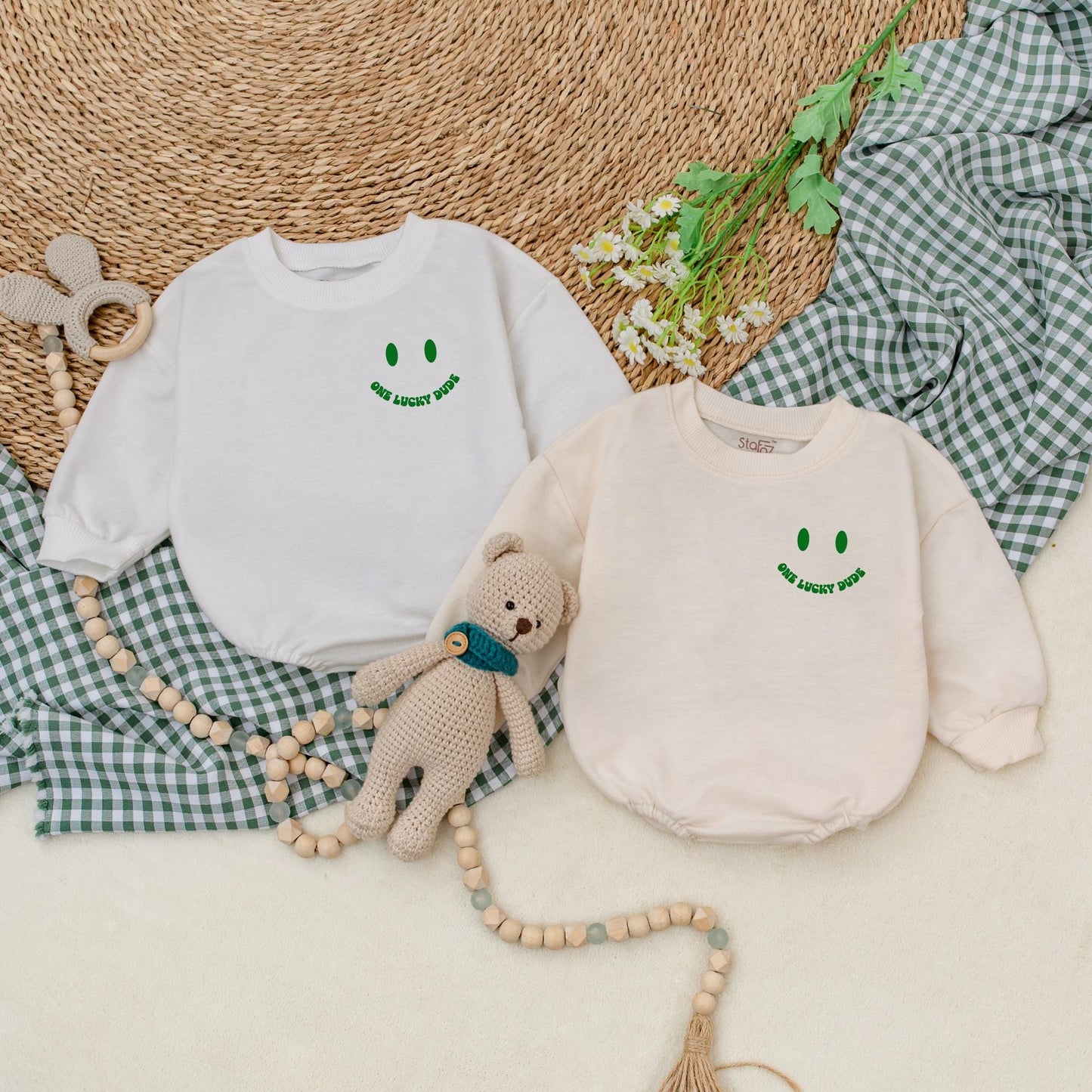 One Lucky Dude Baby Romper Retro Green Clover Bodysuit for St. Patrick's Day Outfit First Birthday Baby Shower Gift for Boys