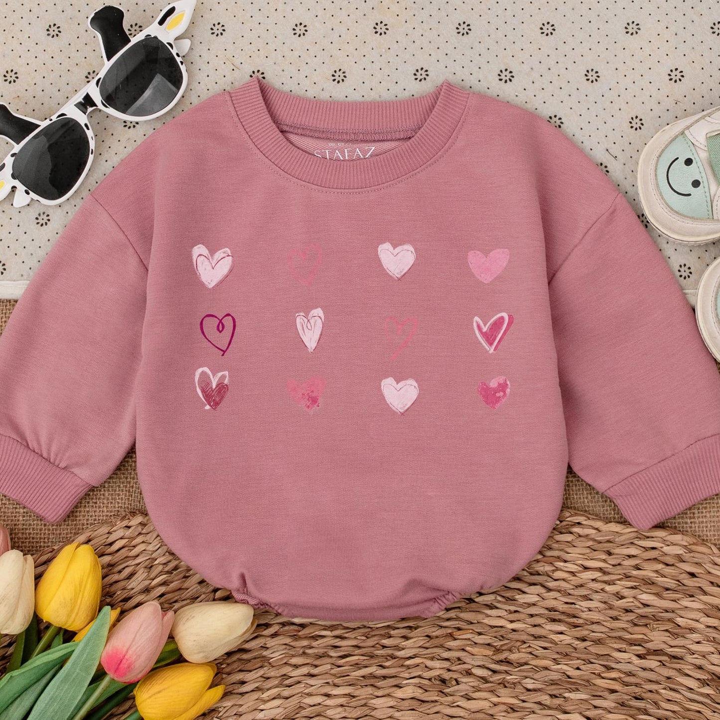 Cute Heart Valentine Baby Romper Soft Cotton Infant Outfit Adorable Love Everyday Gift Gender Neutral Newborns Valentine's Day Celebration